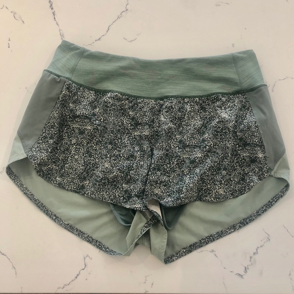Outdoor Voices Hudson Shorts in Pebbled Forest
